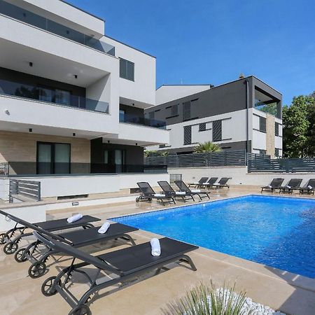 Villa Ankora 2 With Heated Pool 비오그라드나모루 외부 사진