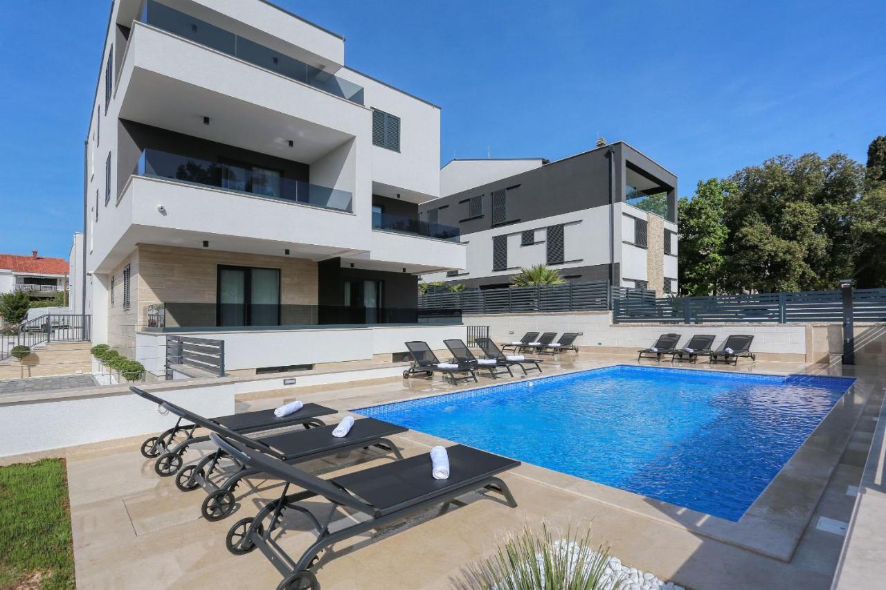 Villa Ankora 2 With Heated Pool 비오그라드나모루 외부 사진