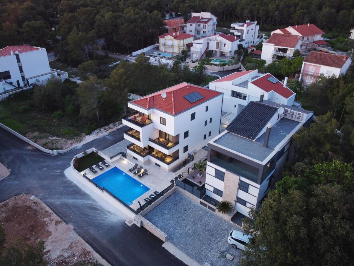 Villa Ankora 2 With Heated Pool 비오그라드나모루 외부 사진