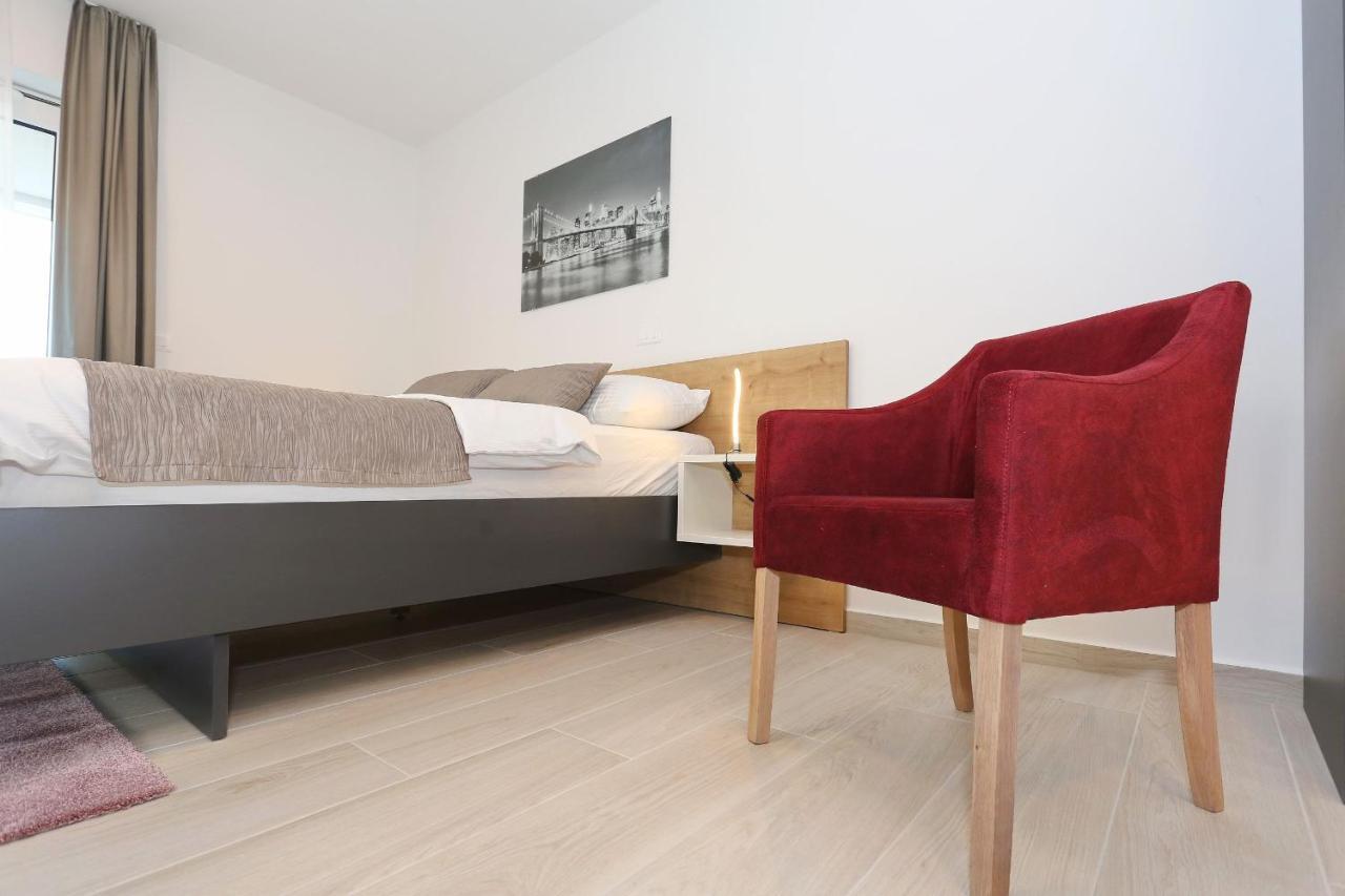 Villa Ankora 2 With Heated Pool 비오그라드나모루 외부 사진