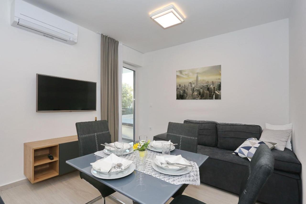 Villa Ankora 2 With Heated Pool 비오그라드나모루 외부 사진
