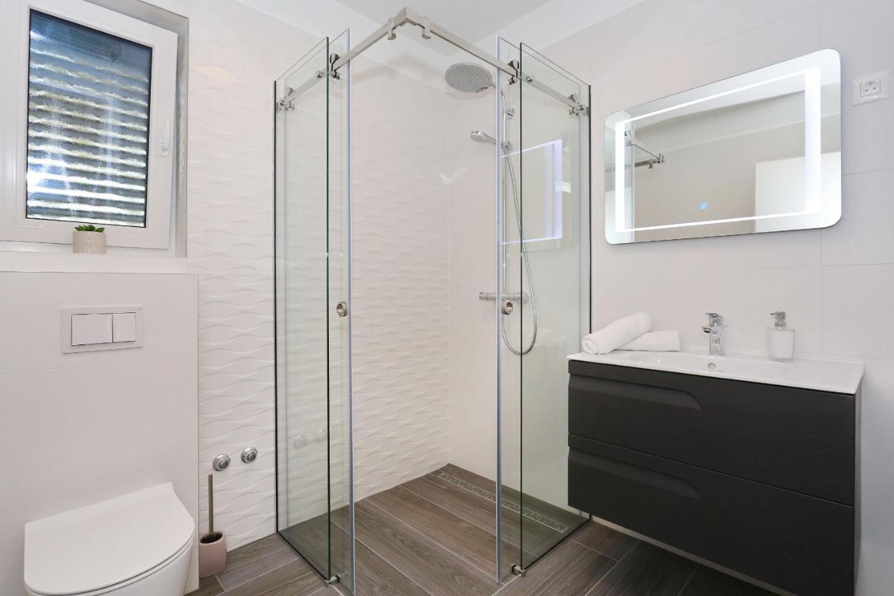 Villa Ankora 2 With Heated Pool 비오그라드나모루 외부 사진